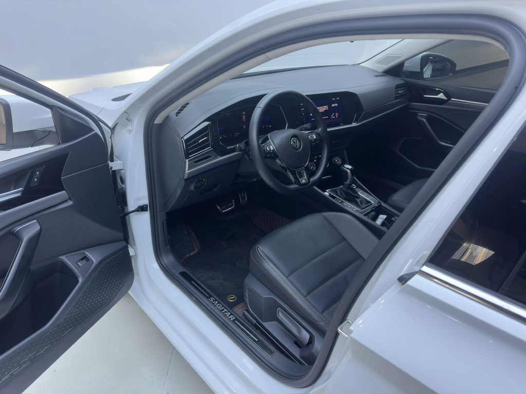 Volkswagen Sagitar 2021 года 280TSI DSG Superior Edition - Huishida Trading