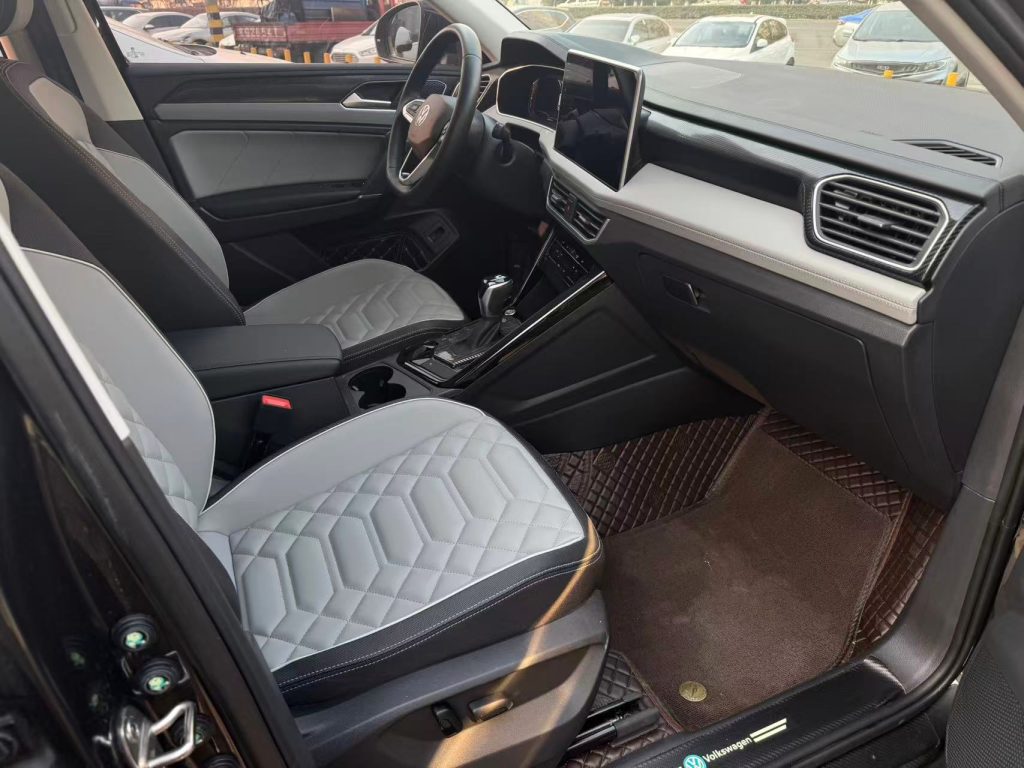 TAYRON 2023 280TSI Двухколесный привод Luxury Plus Advanced Edition - Huishida Trading