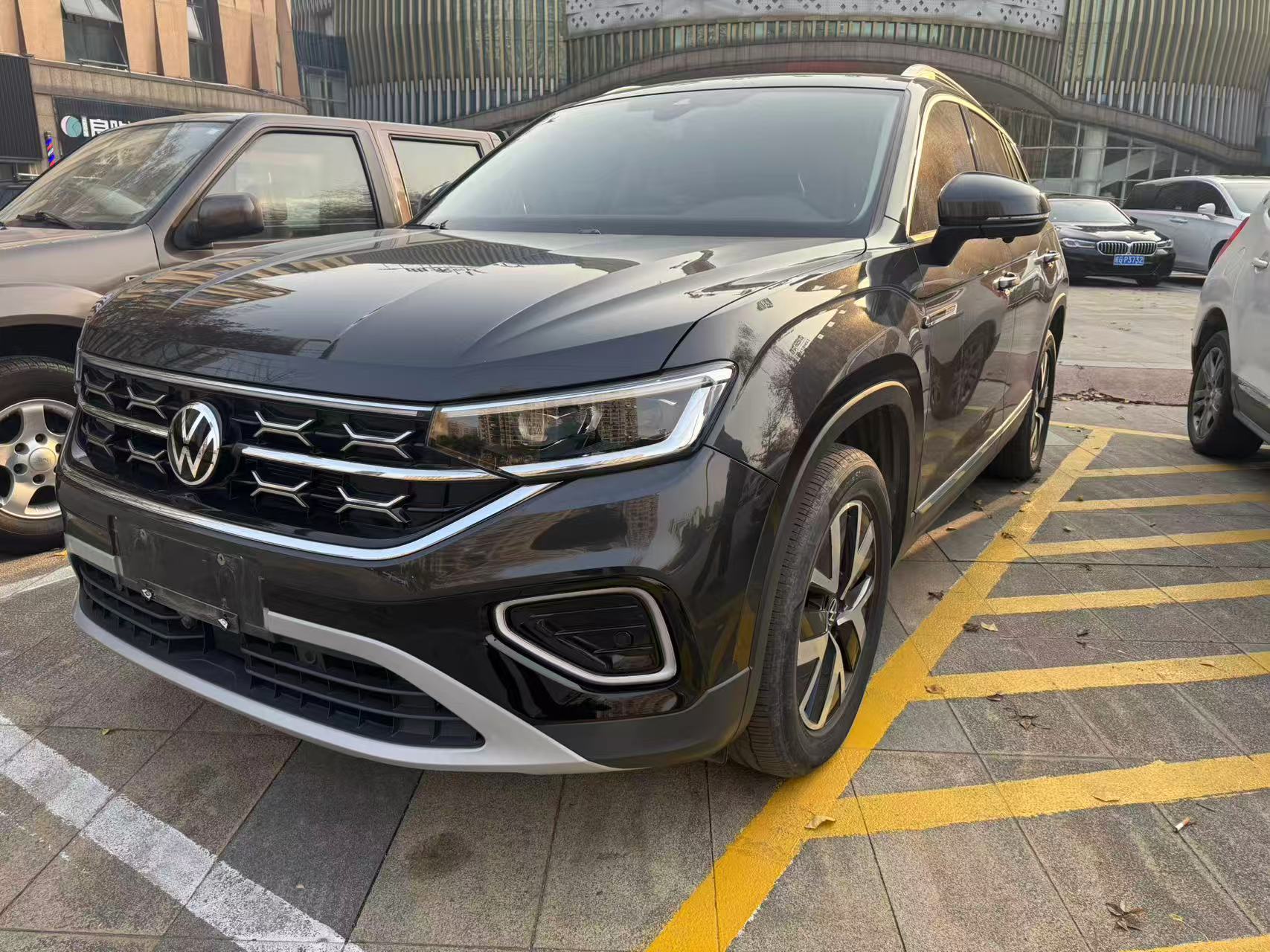 TAYRON  2023 280TSI Двухколесный привод Luxury Plus Advanced Edition