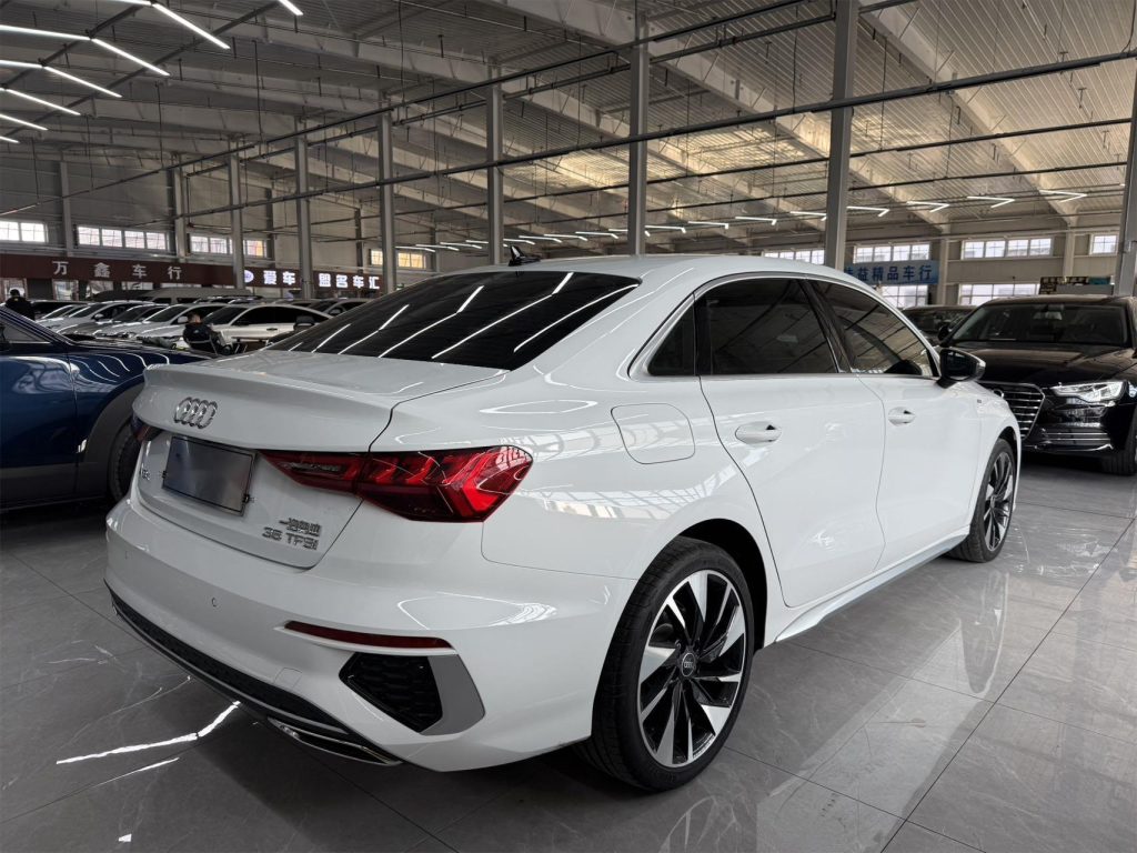Audi A3 2022 A3L Limousine 35TSFI Sportline - Huishida Trading