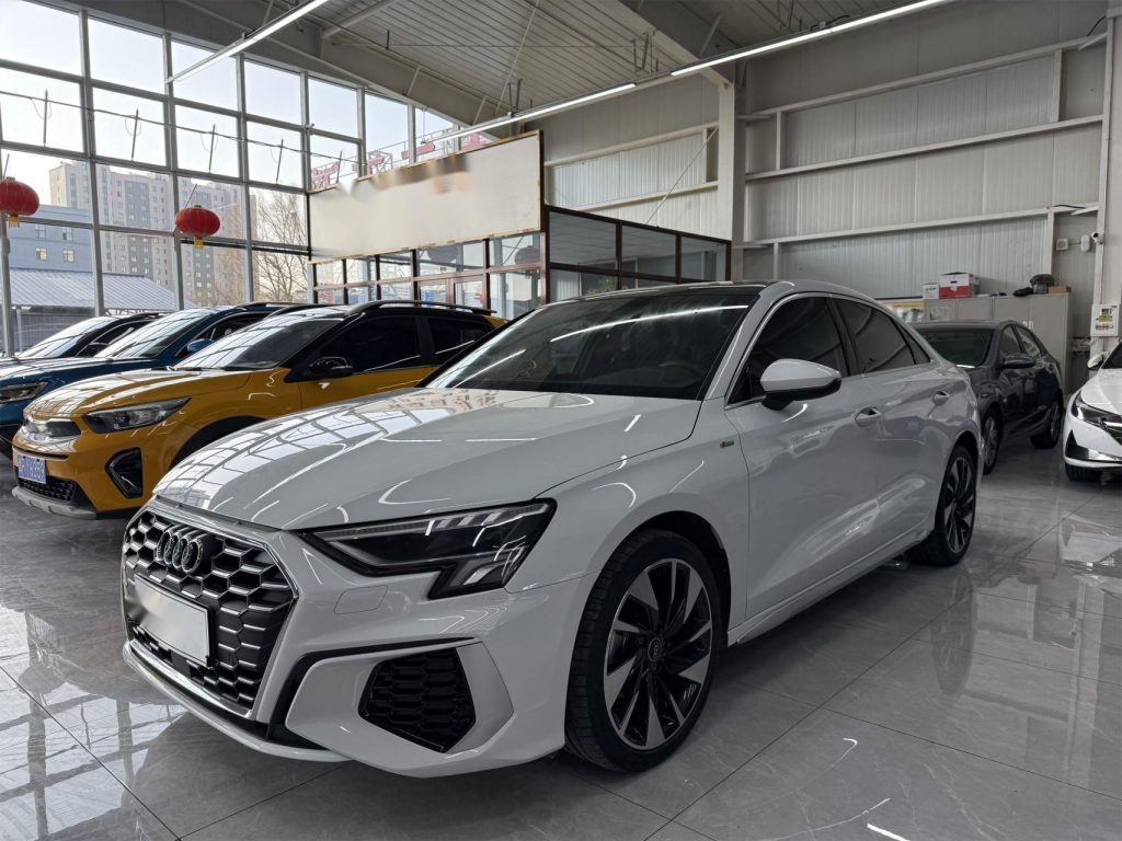 Audi A3 2022 A3L Limousine 35TSFI Sportline - Huishida Trading