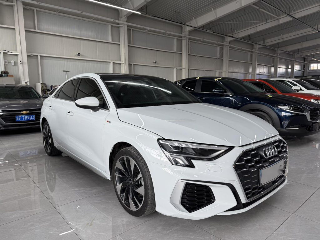 Audi A3 2022 A3L Limousine 35TSFI Sportline - Huishida Trading