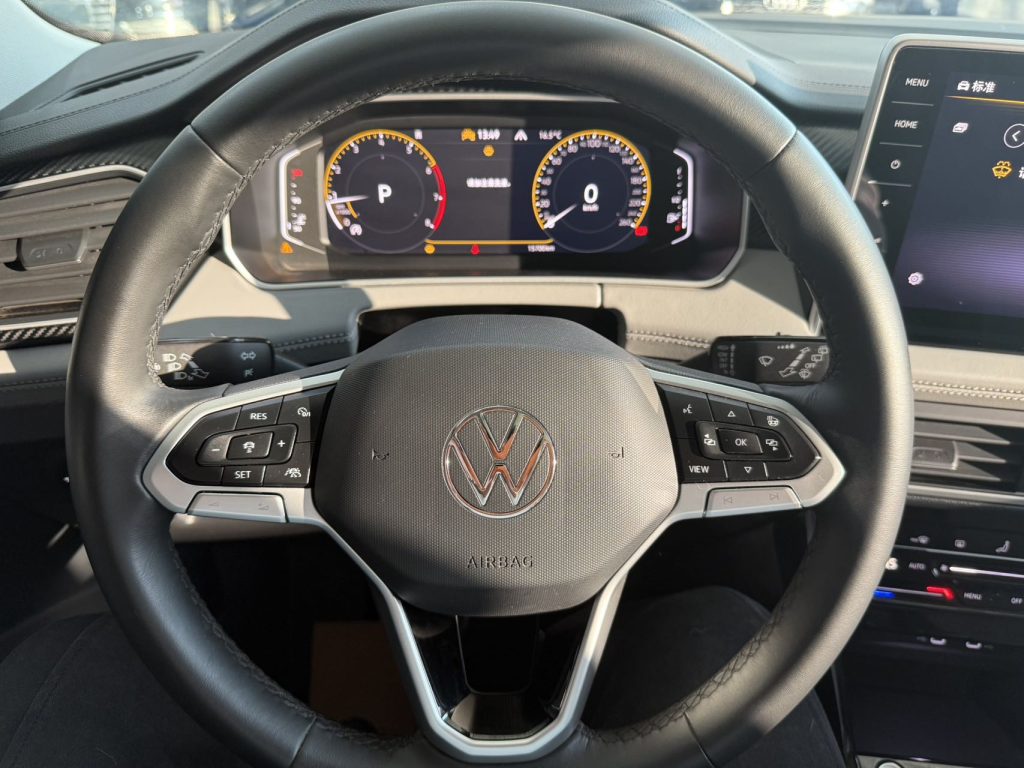 TAYRON 2023 280TSI Передний привод Luxury Plus Advanced Edition - Huishida Trading