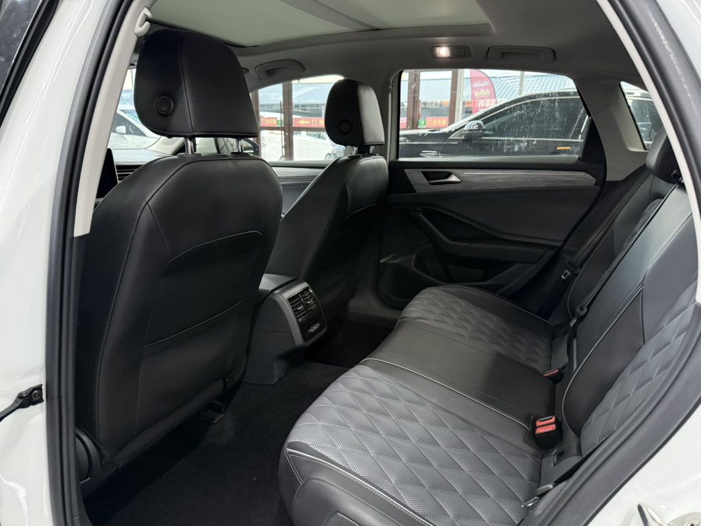 Sagitar 2023 280TSI DSG Transcendence Edition - Huishida Trading