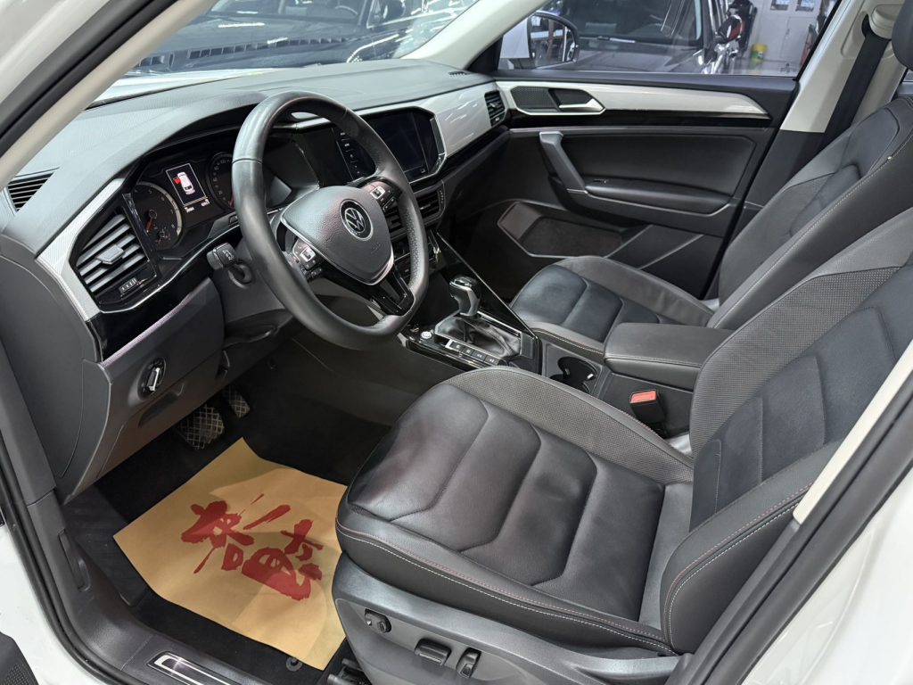 TAYRON 2022 280TSI Двухколесный привод Luxury Smart Connect Edition - Huishida Trading