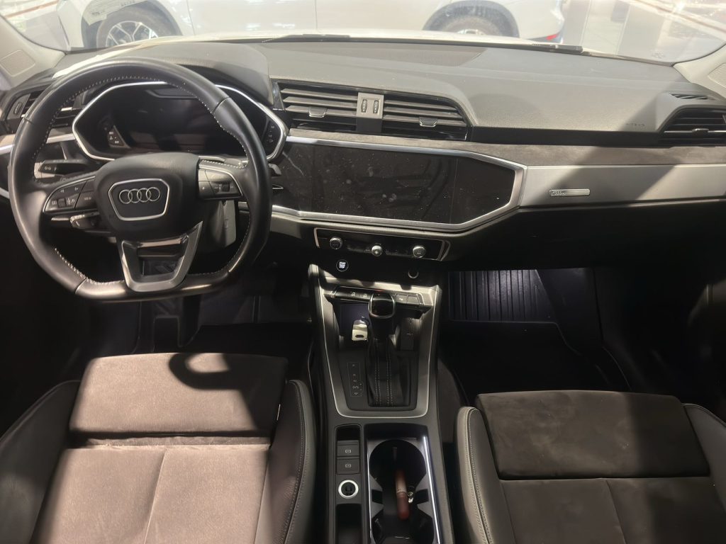 2022 Audi Q3 Стильный и динамичный - Huishida Trading