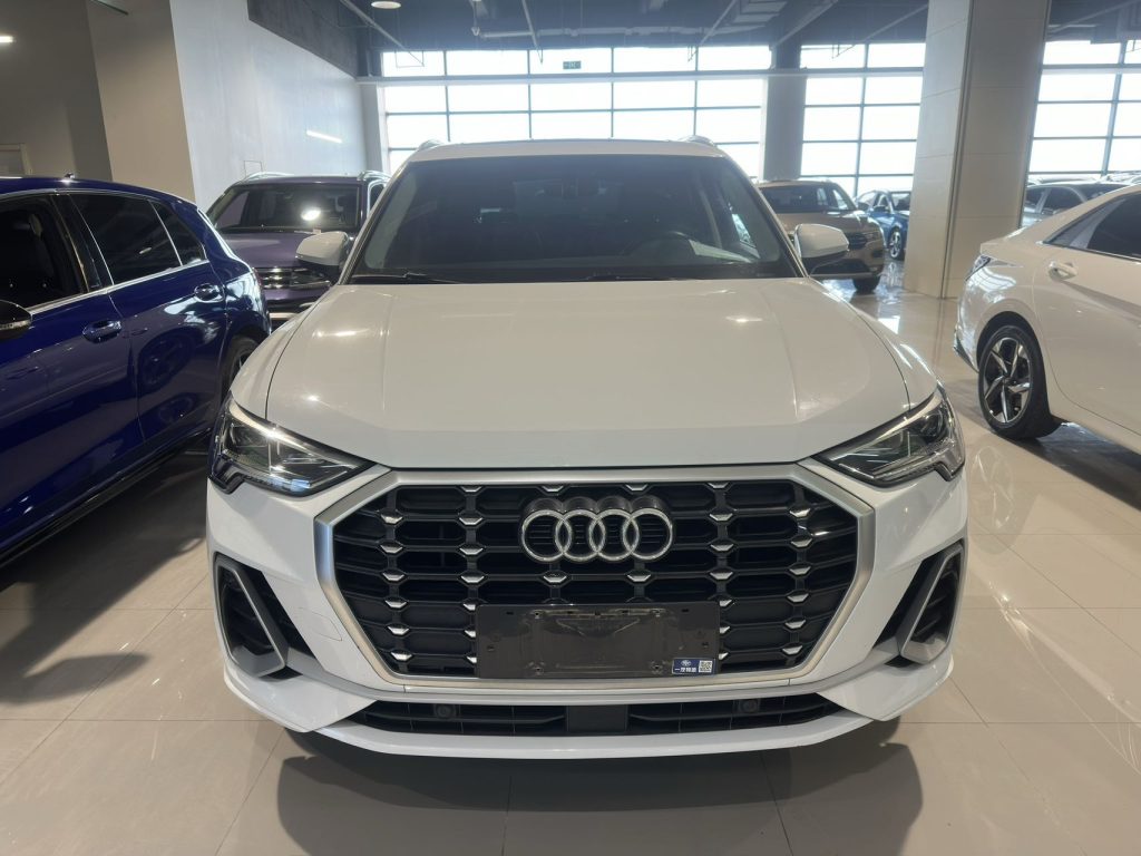 2022 Audi Q3 Стильный и динамичный - Huishida Trading