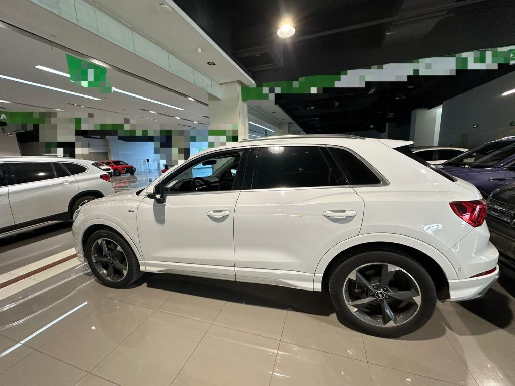 2022 Audi Q3 Стильный и динамичный - Huishida Trading