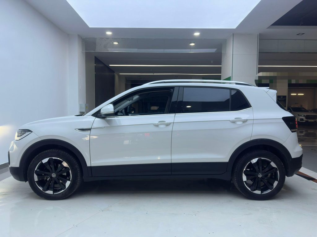 Volkswagen TACQUA 2021 1,5 л, автоматическая коробка передач, версия Connect - Huishida Trading