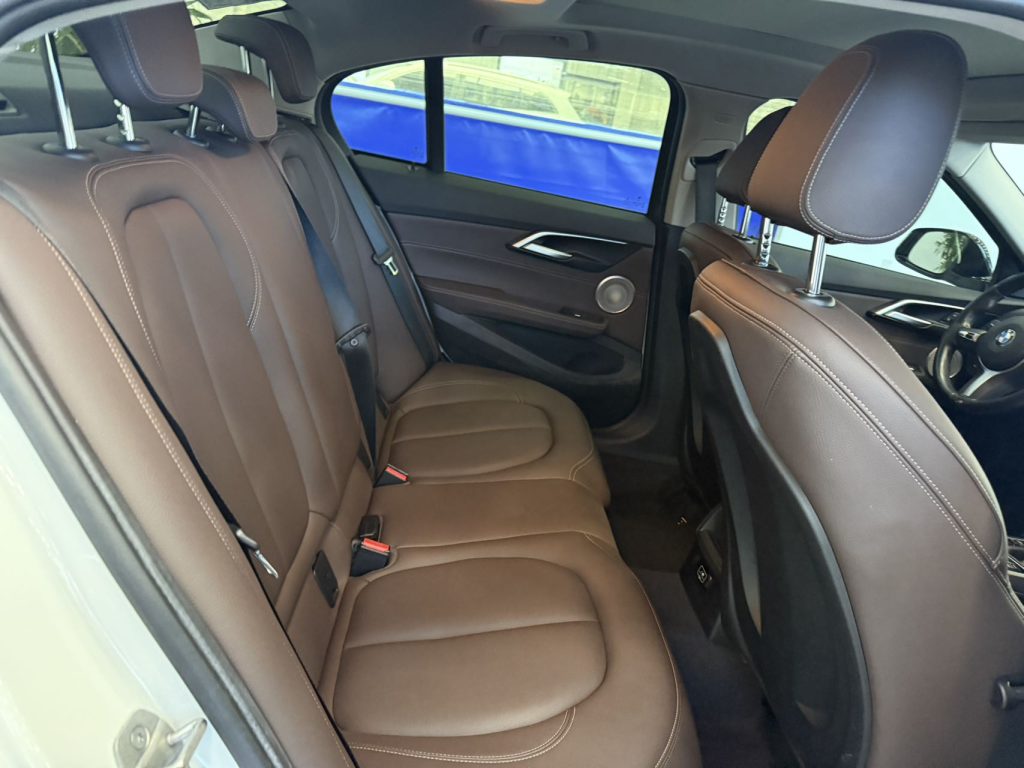 BMW 1 серии 2021 года с обновленным дизайном 120i M Sport Night Edition - Huishida Trading