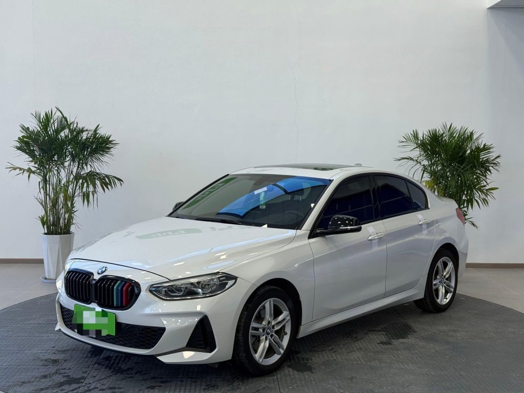 BMW 1 серии 2021 года с обновленным дизайном 120i M Sport Night Edition - Huishida Trading