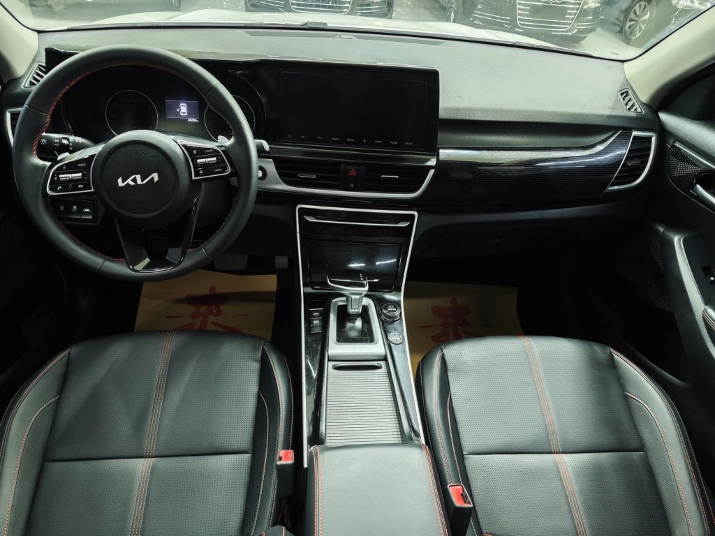 KIA KX3 Модель 2021 года, 1,5 л, CVT, версия Trend Edition. - Huishida Trading