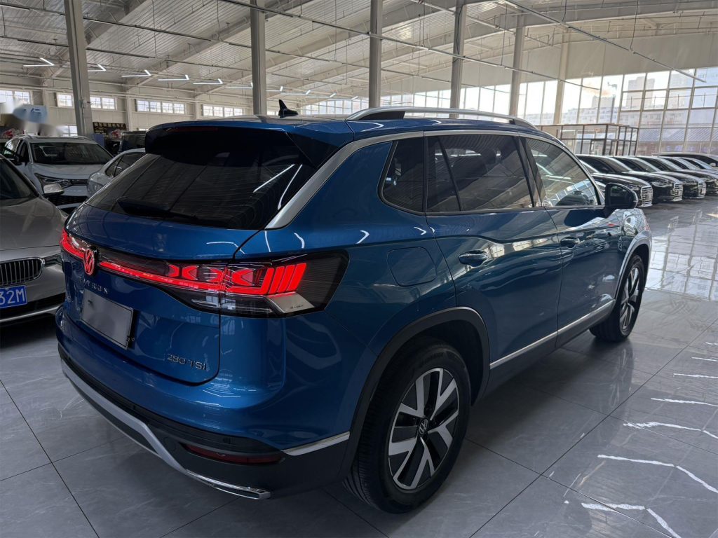 Volkswagen TAYRON 2023 280TSI Передний привод Luxury Plus Advanced Edition - Huishida Trading