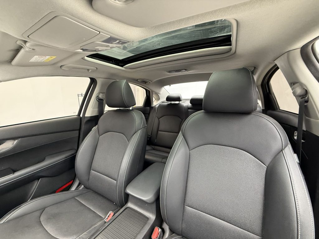 Kia K3 2021 1,5 л CVT Fashion Edition - Huishida Trading