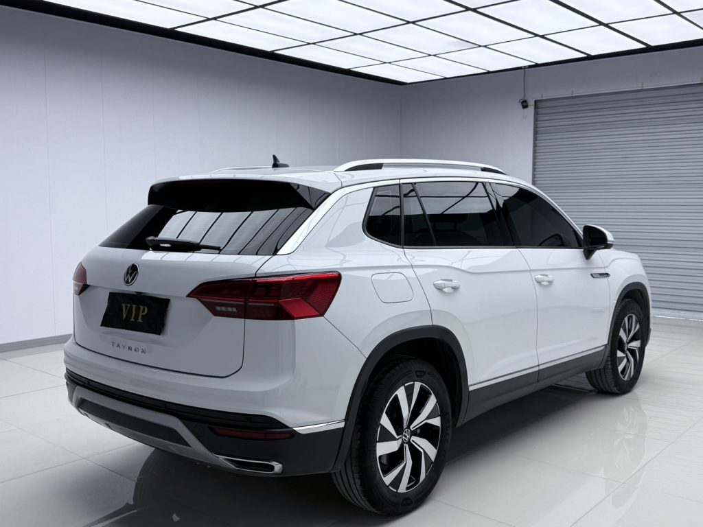 Volkswagen TAYRON 2022 280TSI Двухколесный привод Luxury Smart Connect Edition - Huishida Trading