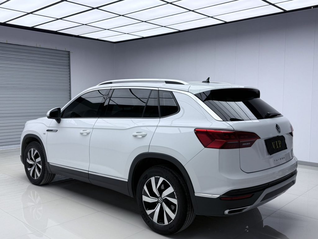 Volkswagen TAYRON 2022 280TSI Двухколесный привод Luxury Smart Connect Edition - Huishida Trading