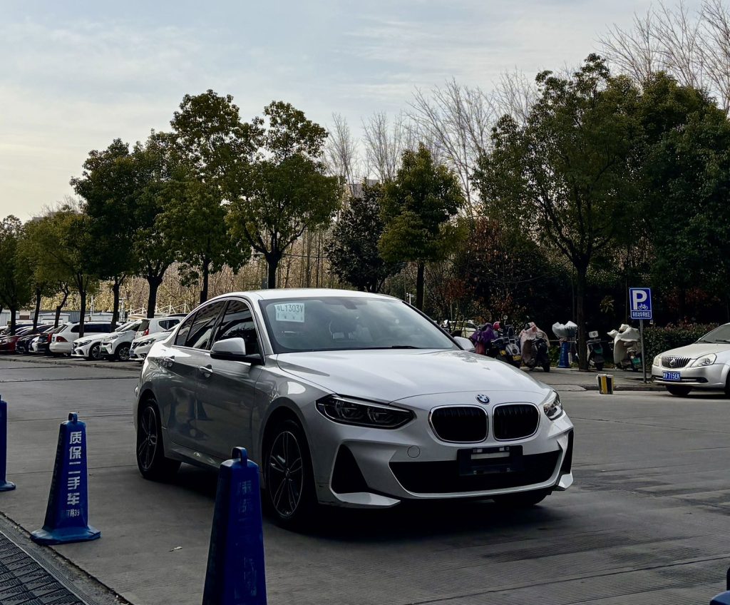 BMW 1 Series 2022 BMW 120i M Sport Edition - Huishida Trading