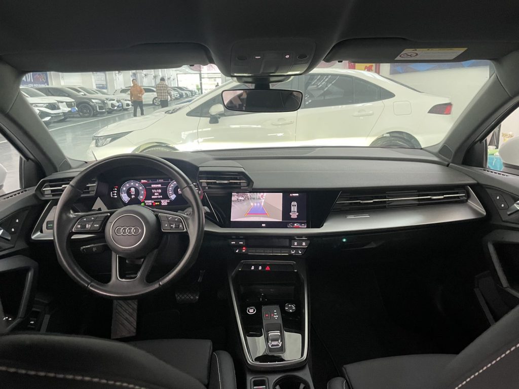 Audi A3 2021 A3L Limousine 35 TFSI Progressive Sport - Huishida Trading