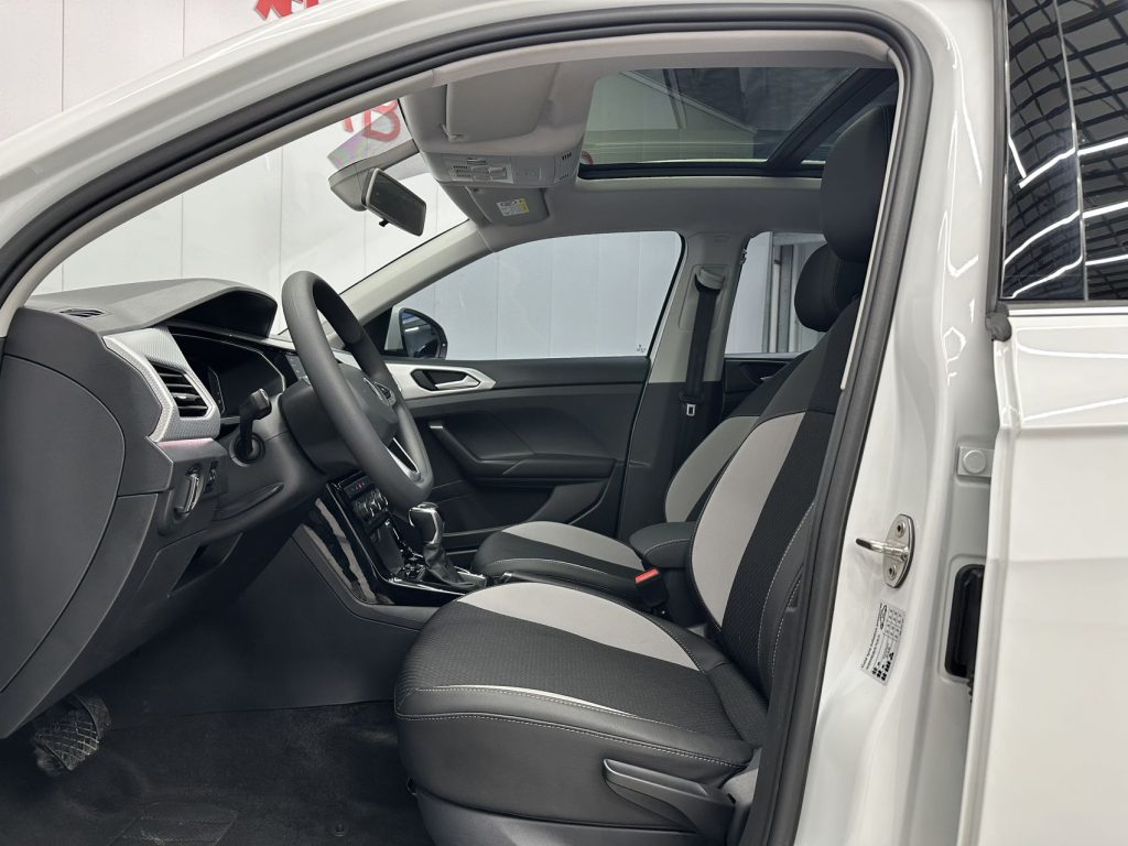 Volkswagen TACQUA 2021 года 1,5 л Автоматическая коробка передач Connect Edition - Huishida Trading