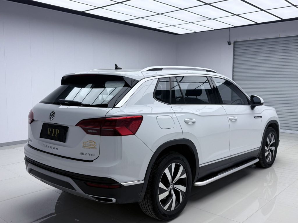 TAYRON 2022 280TSI Двухколесный привод Luxury Smart Connect Edition - Huishida Trading