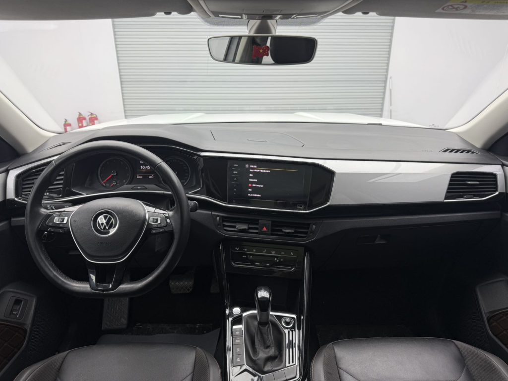 TAYRON 2022 280TSI Двухколесный привод Luxury Smart Connect Edition - Huishida Trading