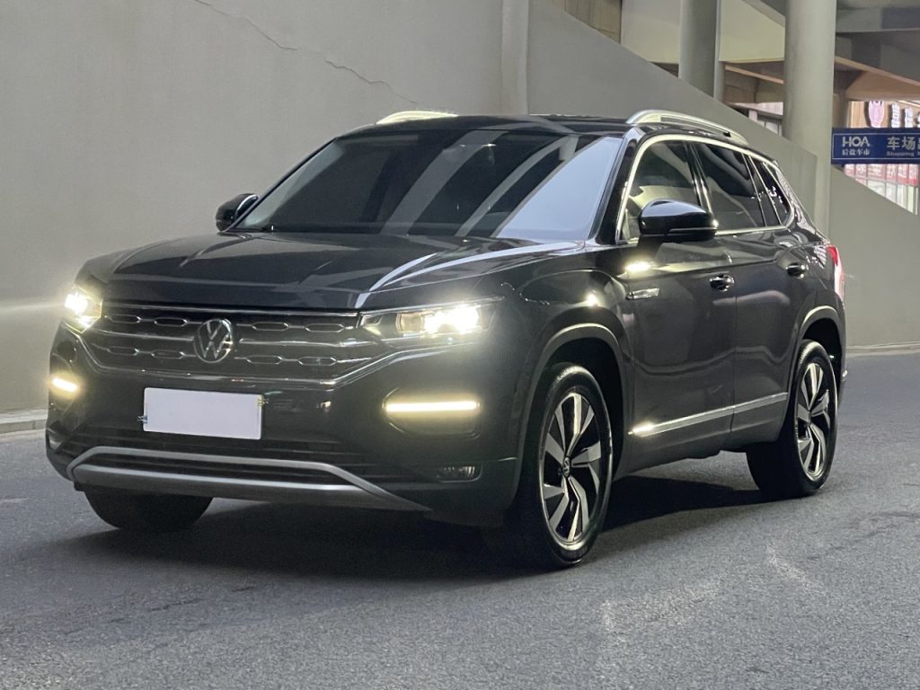 Volkswagen TAYRON 2022 280TSI с двухколесным приводом, версия Luxury Smart Connect - Huishida Trading