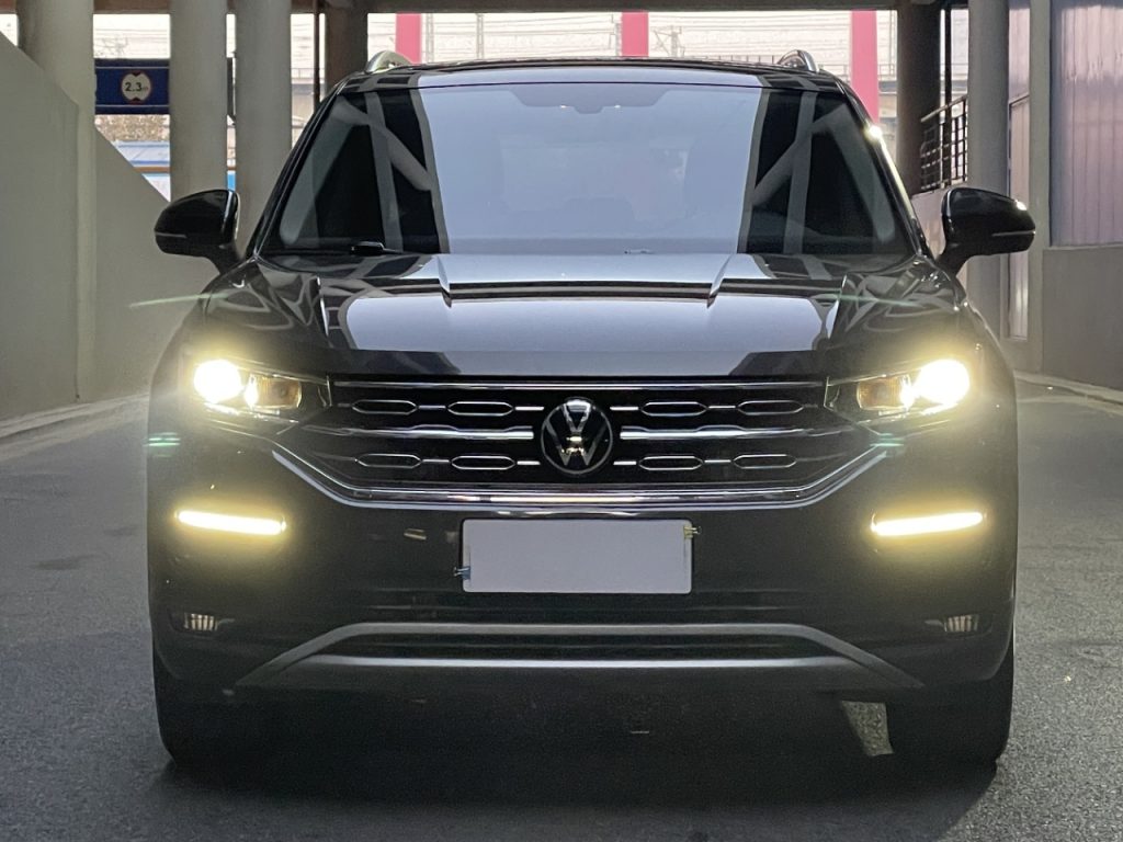 Volkswagen TAYRON 2022 280TSI с двухколесным приводом, версия Luxury Smart Connect - Huishida Trading