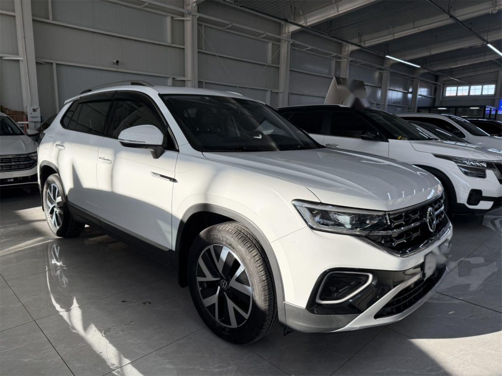 Volkswagen TAYRON 2023 280TSI Передний привод Luxury Plus Advanced Edition - Huishida Trading