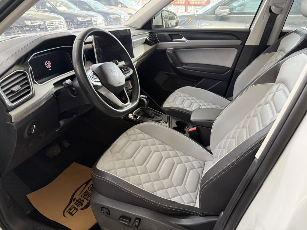 Volkswagen TAYRON 2023 280TSI Передний привод Luxury Plus Advanced Edition - Huishida Trading