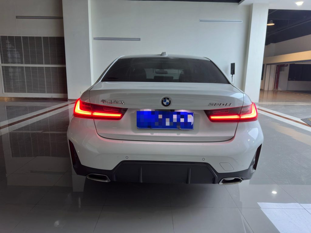 BMW 3 серии 2023 320Li M Sport Package - Huishida Trading