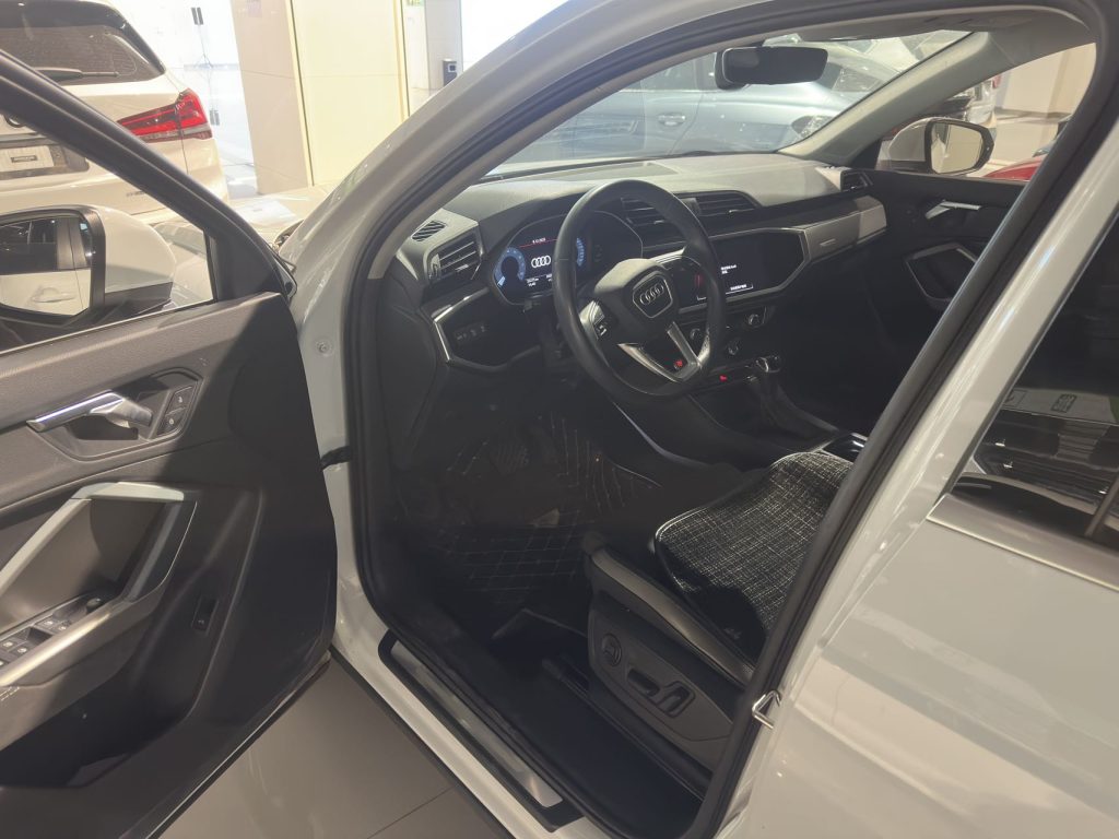 Audi Q3 2022 года 35 TFSI Progressive Dynamic Edition - Huishida Trading