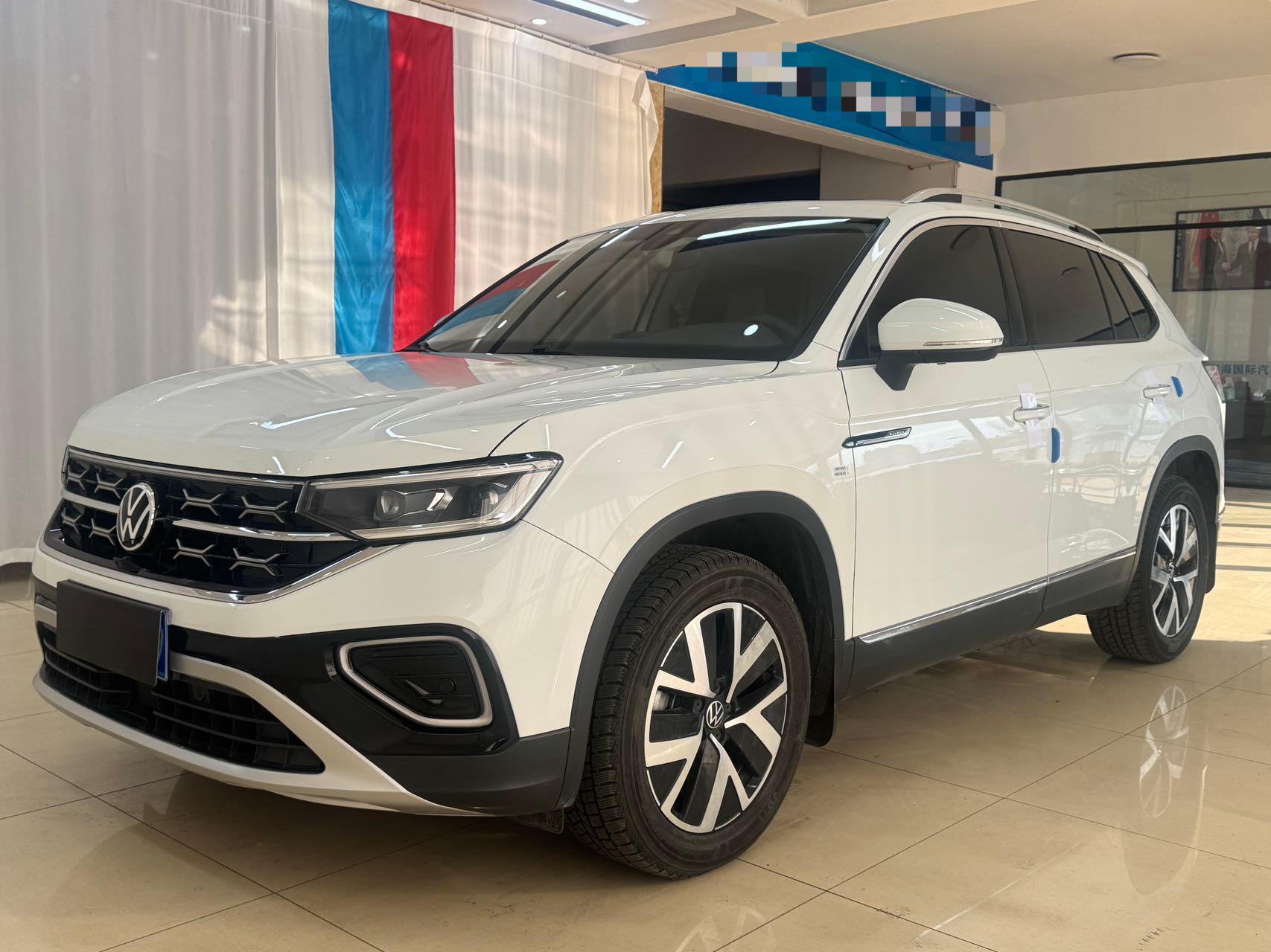 Volkswagen TAYRON  2023 года  280TSI  Передний привод Luxury Plus Advanced Edition