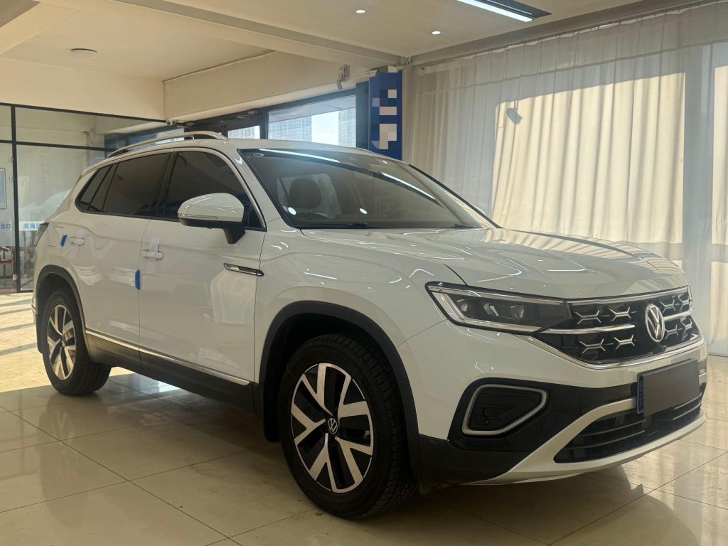 Volkswagen TAYRON 2023 года 280TSI Передний привод Luxury Plus Advanced Edition - Huishida Trading