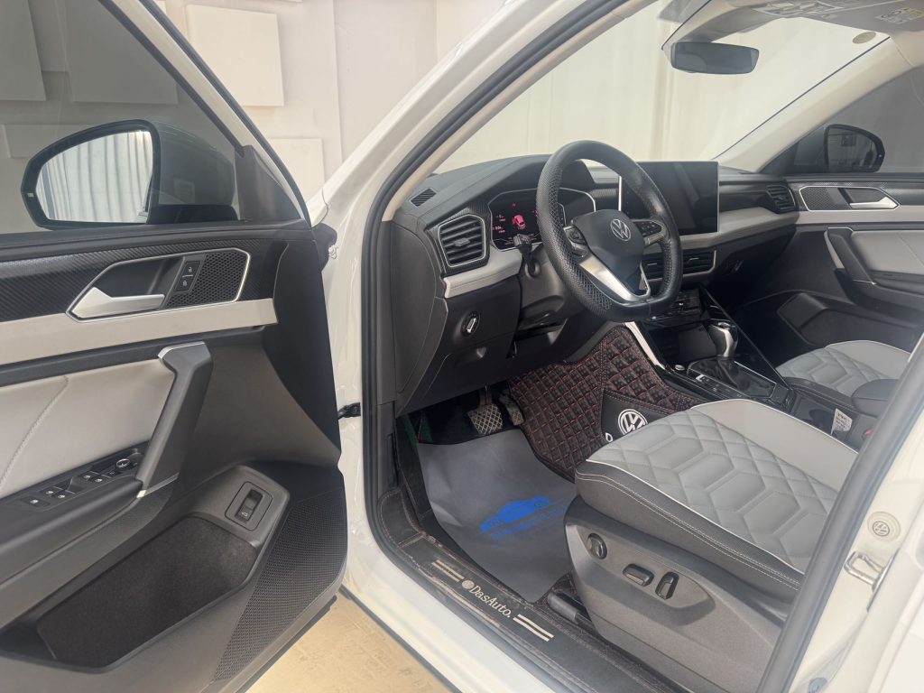 Volkswagen TAYRON 2023 года 280TSI Передний привод Luxury Plus Advanced Edition - Huishida Trading