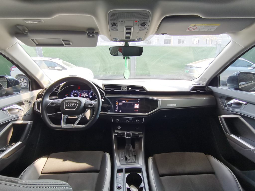 Audi Q3 2021 35 TFSI Sportline - Huishida Trading