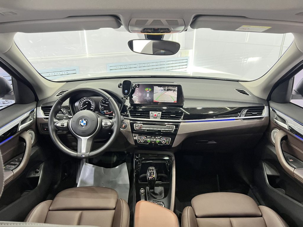 BMW X1 2022 sDrive20Li Luxury Edition - Huishida Trading