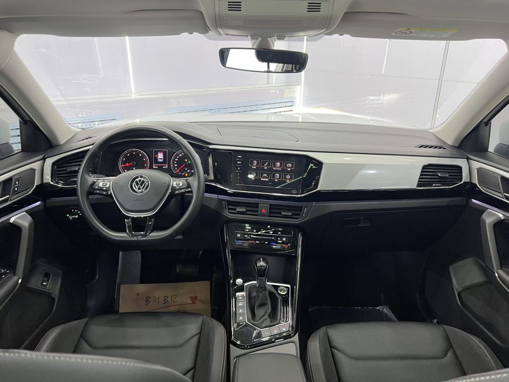 Volkswagen TAYRON 2022 280TSI Двухколесный привод Luxury Smart Connect Edition - Huishida Trading