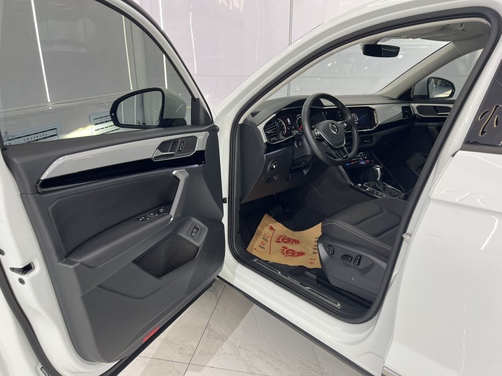 Volkswagen TAYRON 2022 280TSI Двухколесный привод Luxury Smart Connect Edition - Huishida Trading