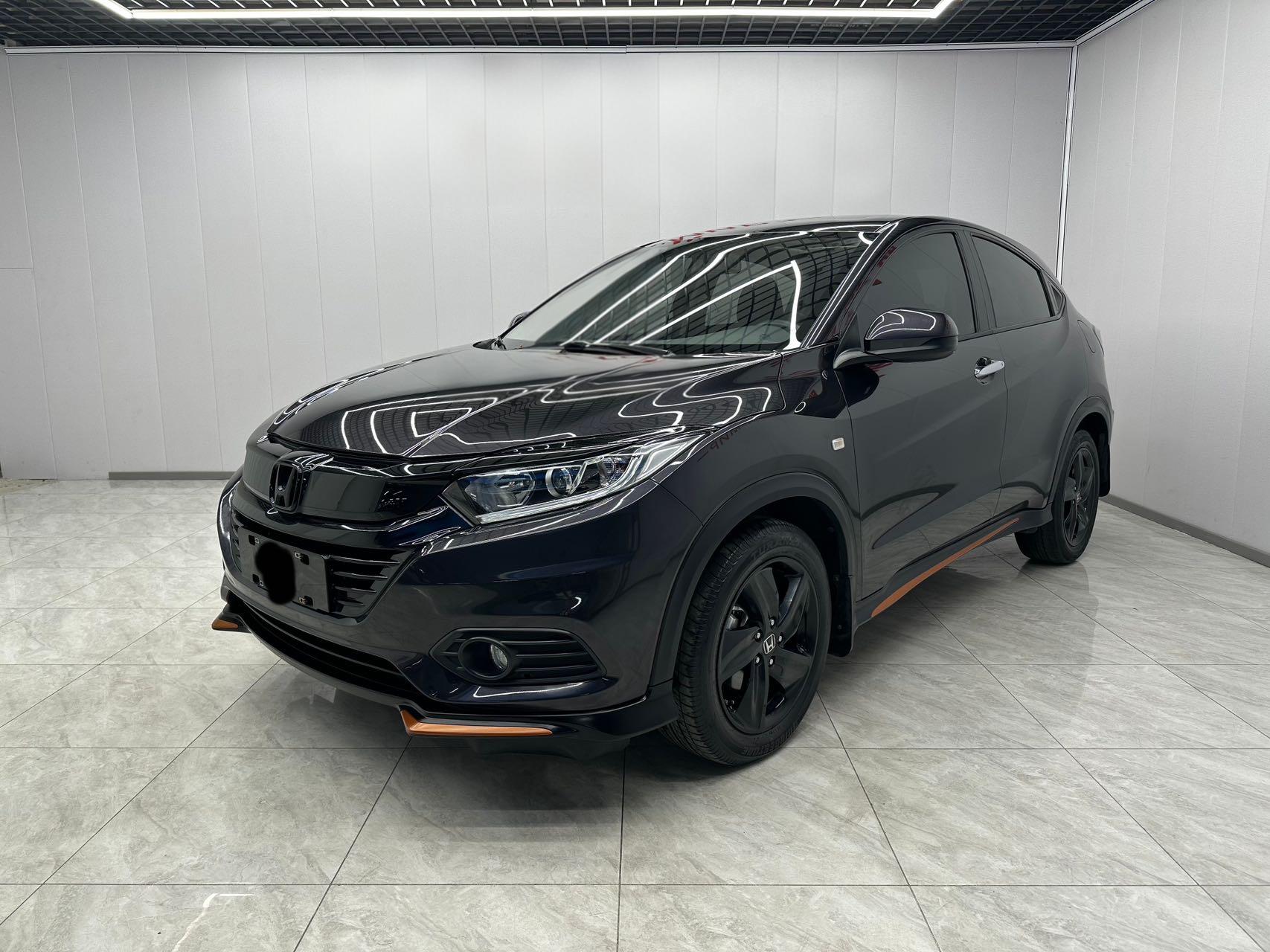 Honda Vezel  2022 1,5 л CVT Phantom Night Pioneer Edition