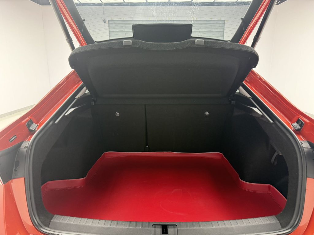 SKODA Octavia PRO 2021 модельный год PRO TSI280 DSG Prestige Edition - Huishida Trading