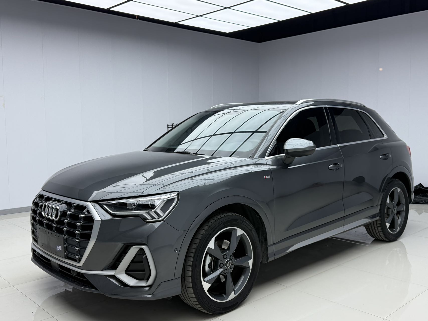 Audi Q3 2023 35 TFSI Sportline (1.4T)