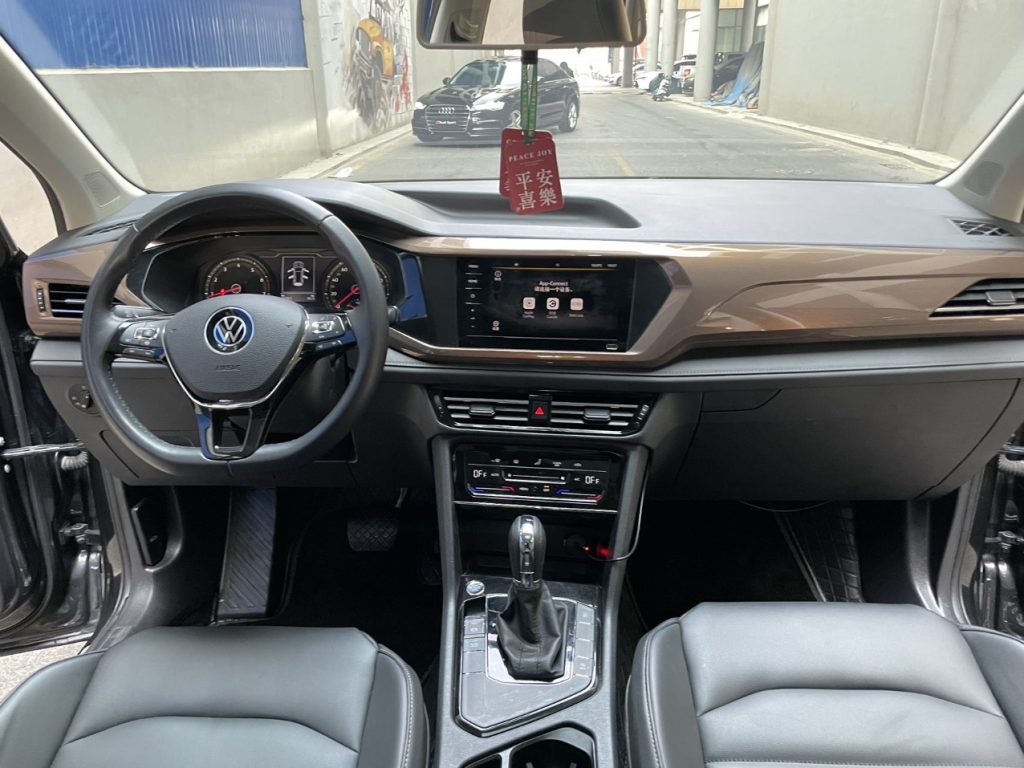 Volkswagen Tharu 2021 года 280TSI 2WD Comfort Edition - Huishida Trading