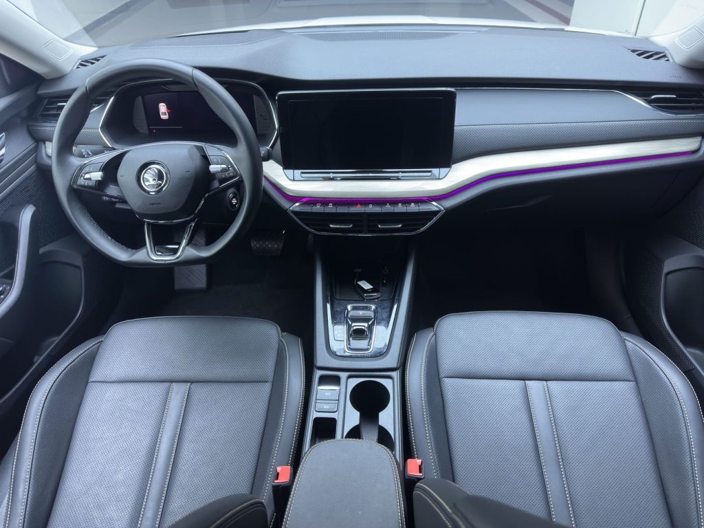 ŠKODA Octavia 2022 PRO TSI280 Luxury Edition - Huishida Trading