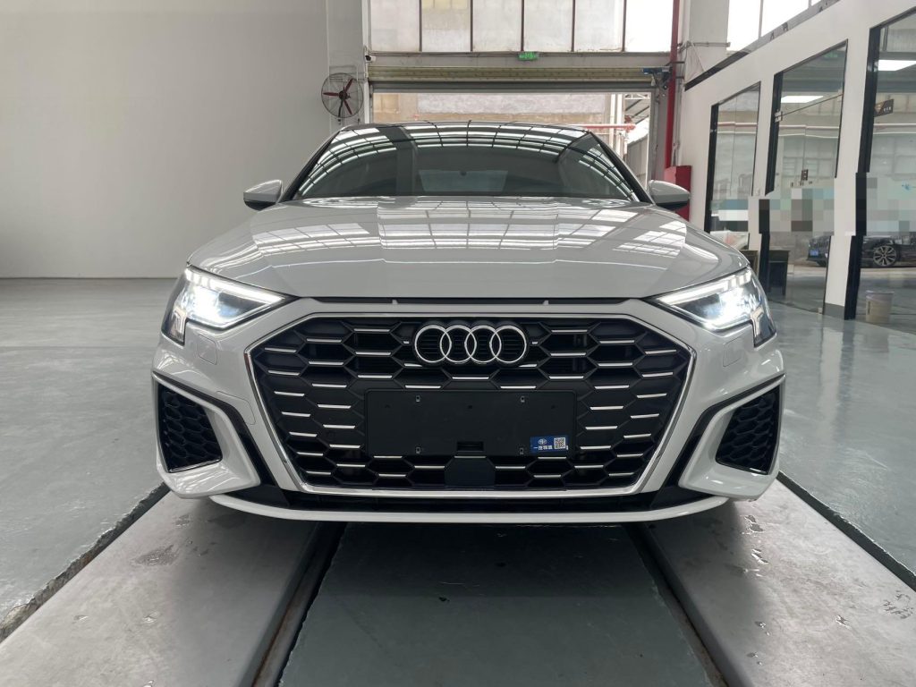 Audi A3 2022 A3L Limousine 35 TFSI Sportline - Huishida Trading