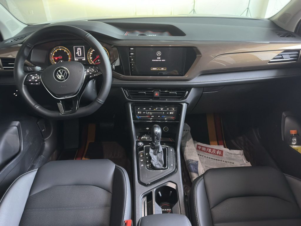 Volkswagen Tharu 2021 года 280TSI Передний привод Luxury Edition PLUS - Huishida Trading