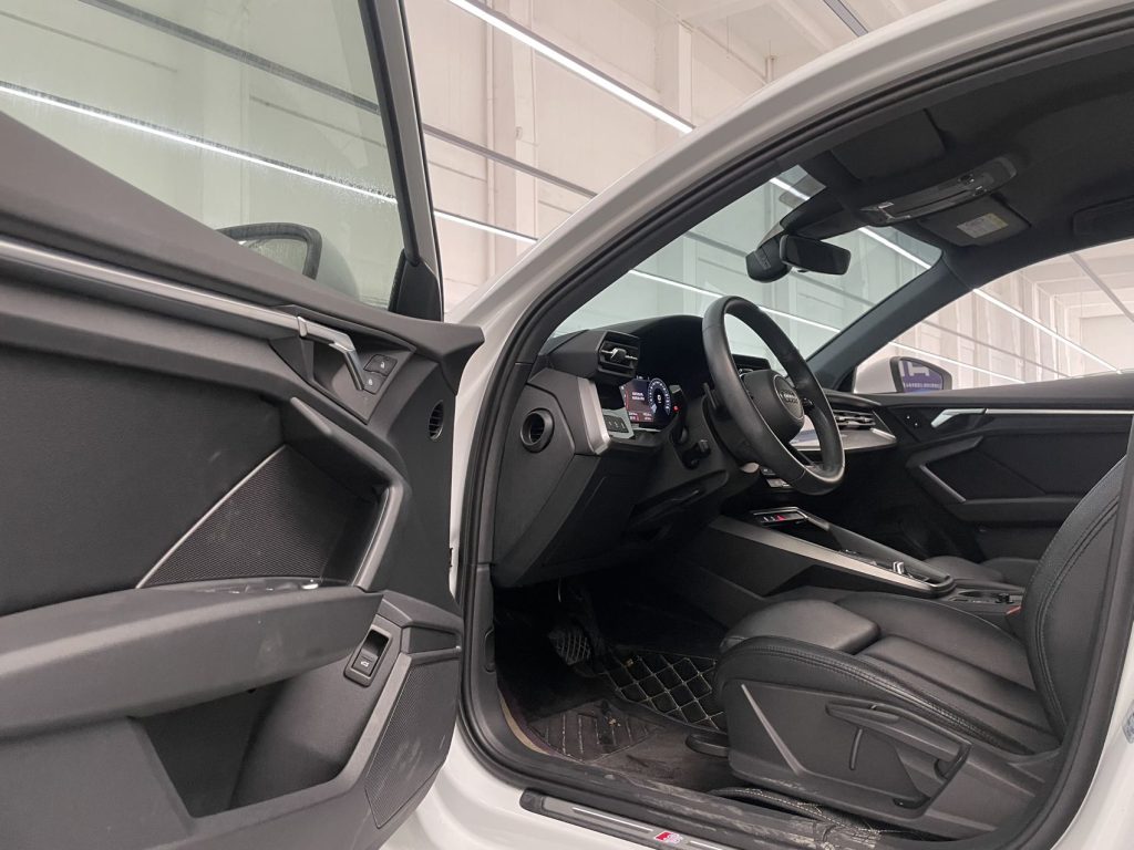 Audi A3 2022 A3L Limousine 35 TFSI Progressive Sport - Huishida Trading