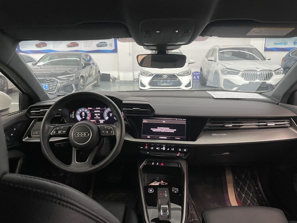 Audi A3 2022 A3L Limousine 35 TFSI Progressive Sport - Huishida Trading