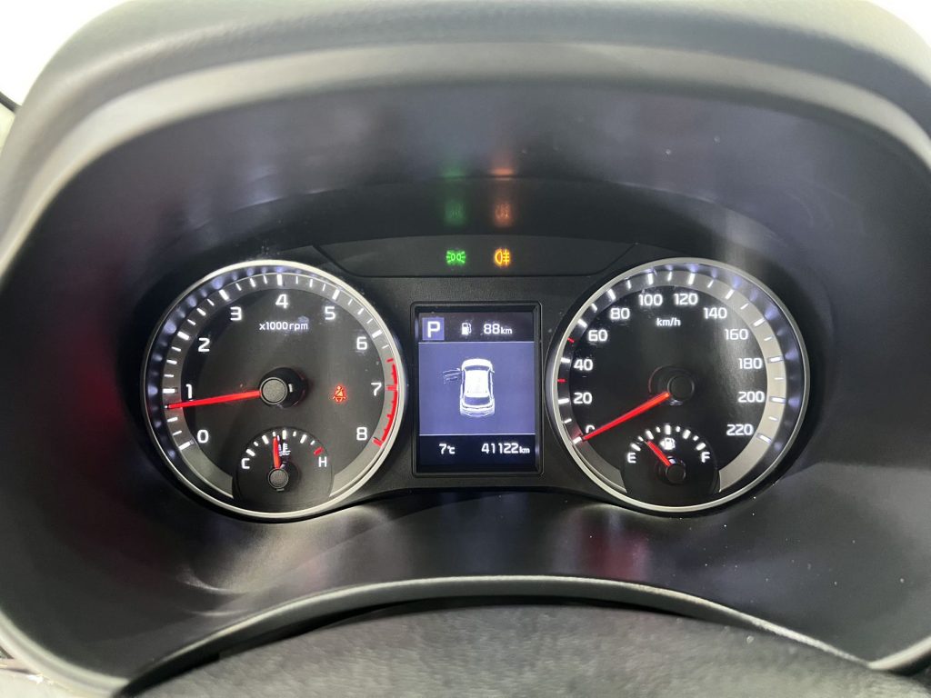 KIA KX1 Модель 2021 года, 1,4 л, CVT, версия с люком - Huishida Trading