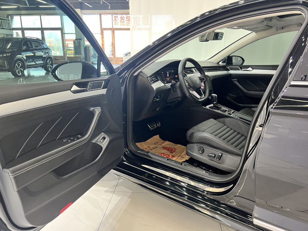 Volkswagen Magotan 2020 280TSI DSG Comfort Edition - Huishida Trading