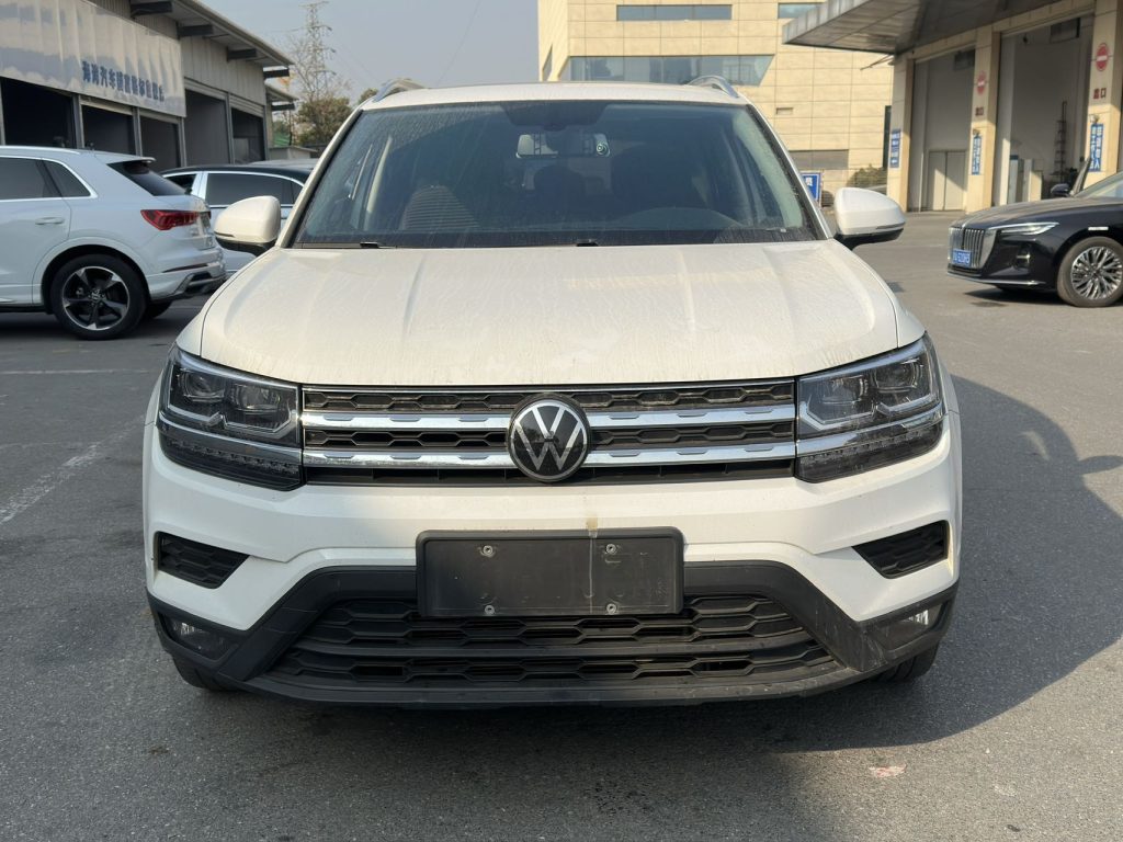 Volkswagen Tharu 2022 года 280TSI Передний привод Luxury Edition - Huishida Trading